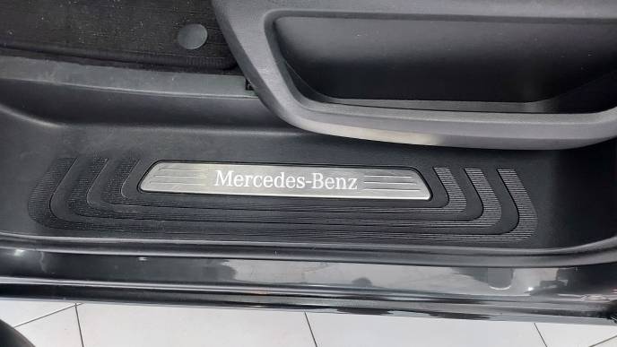 MERCEDES-BENZ V 250d