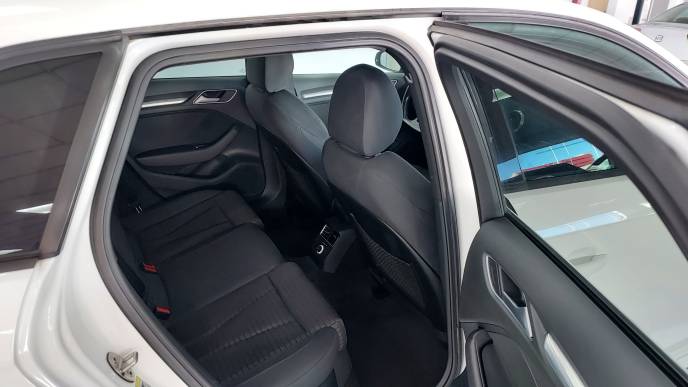 AUDI A3 SPORTBACK SLINE EDITION TDI