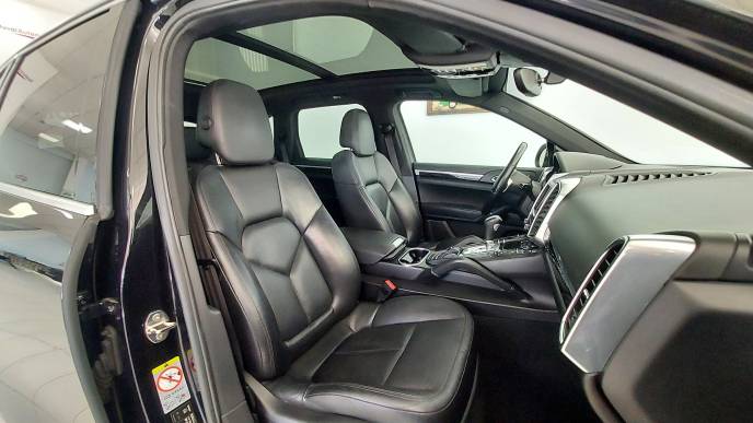 PORSCHE CAYENNE 3.0 TD
