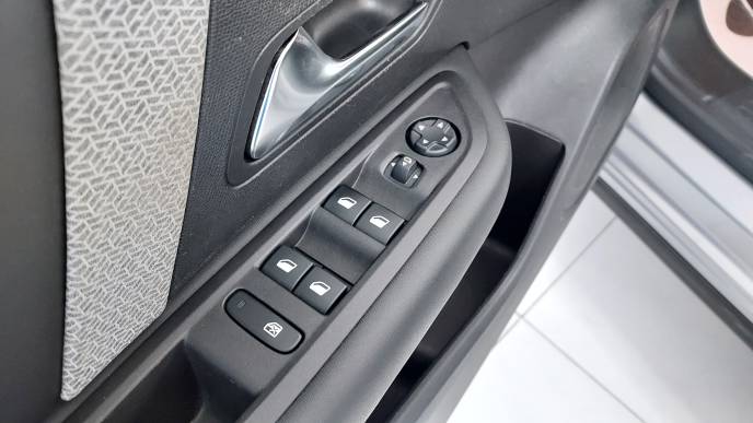 CITROEN C4 BLUEHDI 130