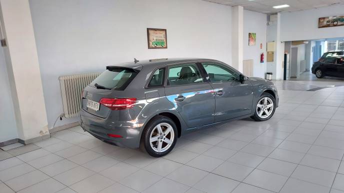 AUDI A3 1.6 TDI 116