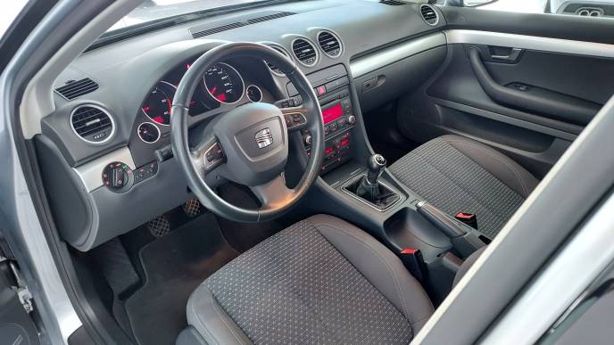 SEAT EXEO 2.0 TDI SPORT