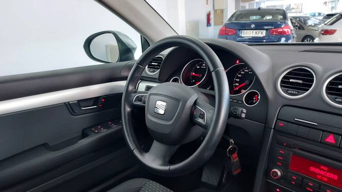 SEAT EXEO 2.0 TDI SPORT