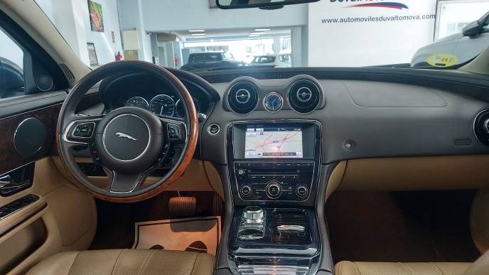 JAGUAR XJ 30 V6D