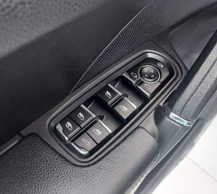 PORSCHE CAYENNE 3.0 TD