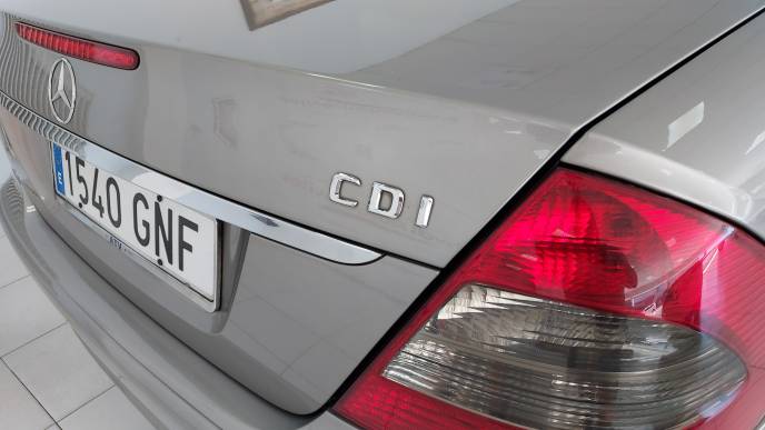 MERCEDES-BENZ E 280 CDI