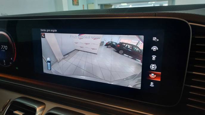 MERCEDES-BENZ GLE 300d 4MATIC