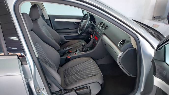 SEAT EXEO 2.0 TDI SPORT