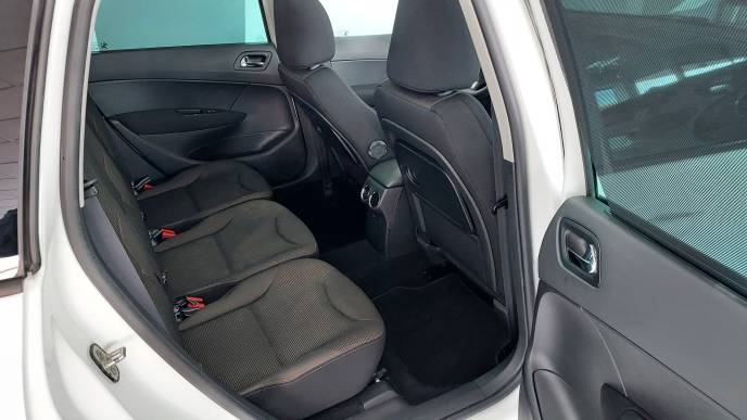 PEUGEOT 308 SW HDI 92
