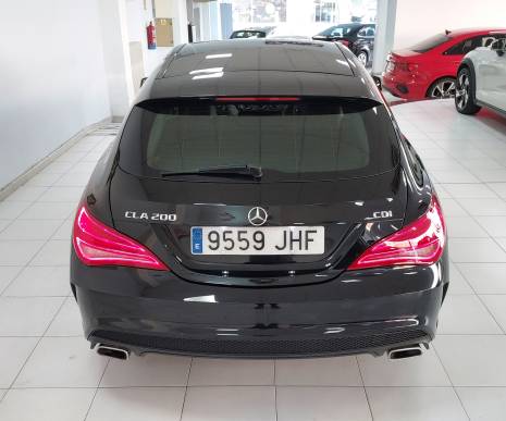 MERCEDES-BENZ CLA 200 CDI SB AMG LINE