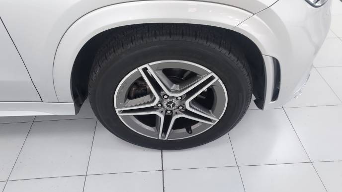 MERCEDES-BENZ GLE 300d 4MATIC