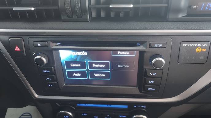 TOYOTA AURIS TOURING 90D