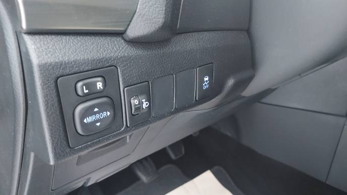TOYOTA AURIS TOURING 90D
