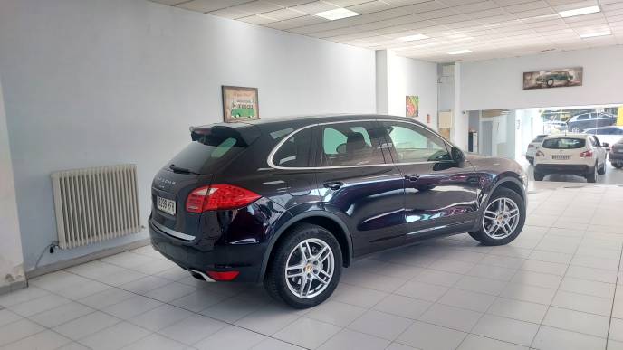 PORSCHE CAYENNE 3.0 TD