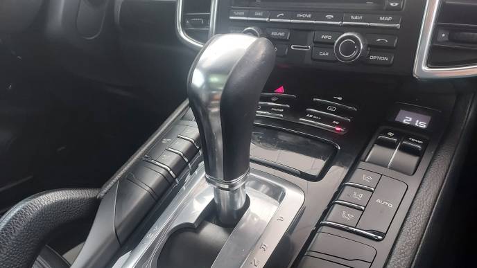 PORSCHE CAYENNE 3.0 TD