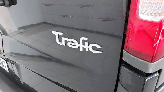 RENAULT TRAFIC 2.0 DCI 115