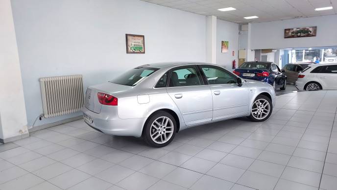 SEAT EXEO 2.0 TDI SPORT