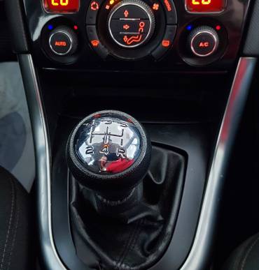 PEUGEOT 308 HDI 92