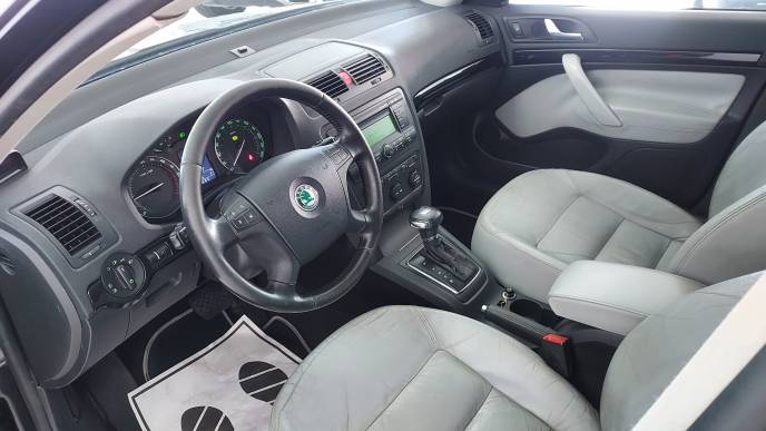 SKODA OCTAVIA 2.0 TDI DSG