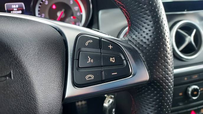 MERCEDES-BENZ CLA 200 CDI SB AMG LINE