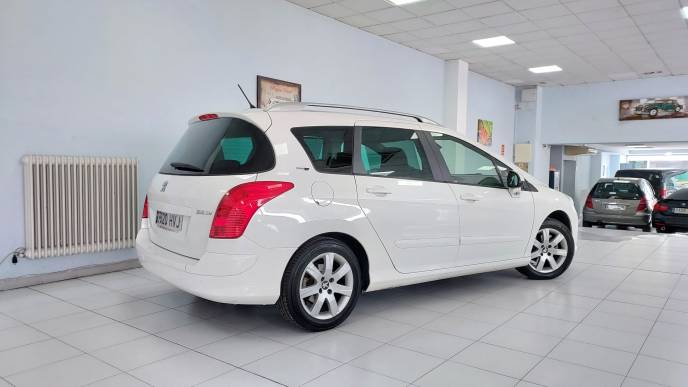 PEUGEOT 308 SW HDI 92