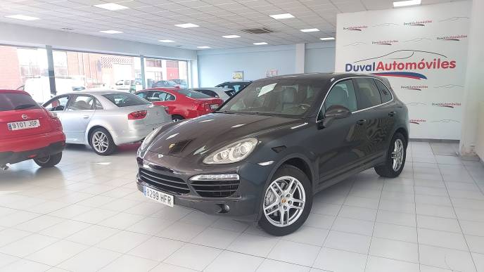 PORSCHE CAYENNE 3.0 TD