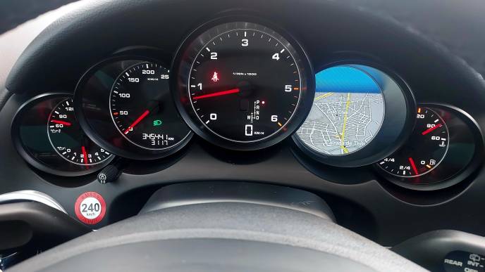 PORSCHE CAYENNE 3.0 TD