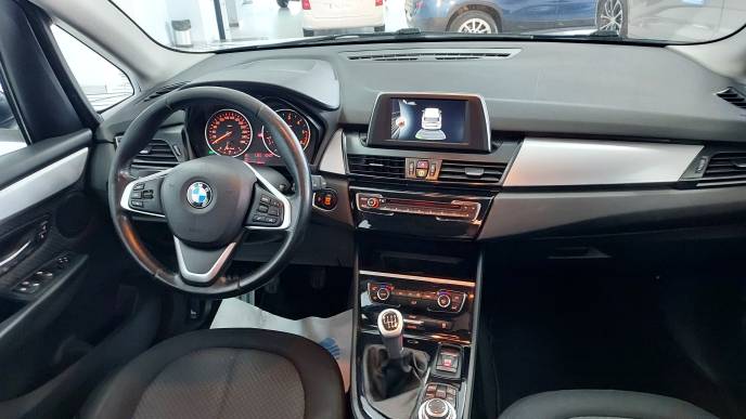 BMW 216d active tourer