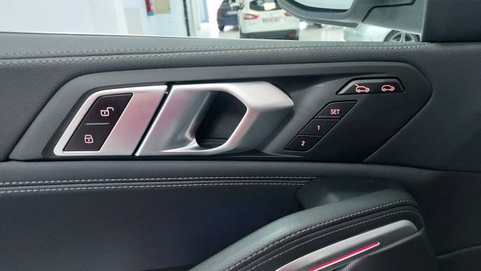 BMW X6 30D XDRIVE