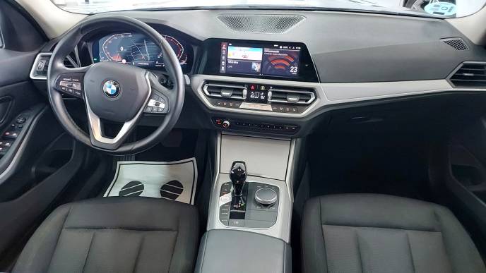 BMW 320iA Xdrive