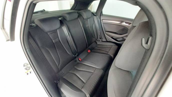AUDI A3 SPORTBACK SLINE EDITION TDI