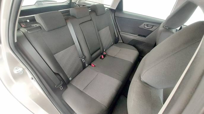 TOYOTA AURIS TOURING 90D