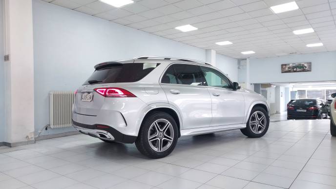 MERCEDES-BENZ GLE 300d 4MATIC