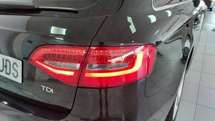 AUDI A4 AVANT 2.0 TDI SLINE