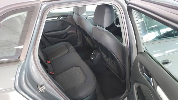 AUDI A3 1.6 TDI 116