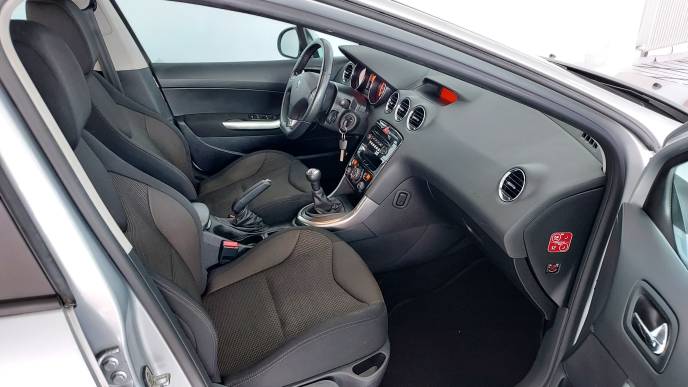 PEUGEOT 308 1.6 HDI