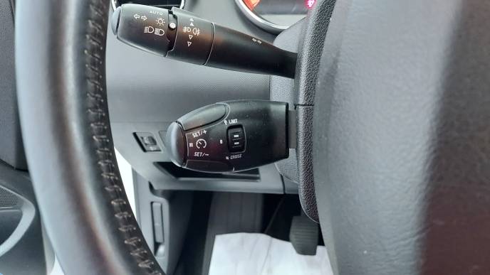 PEUGEOT 308 HDI 92