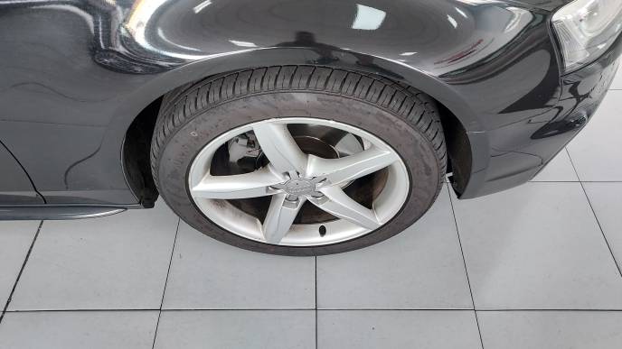 AUDI A4 AVANT 2.0 TDI SLINE