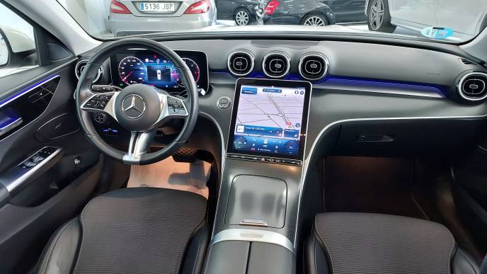 MERCEDES-BENZ C220d ESTATE