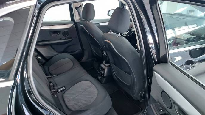 BMW 216d active tourer