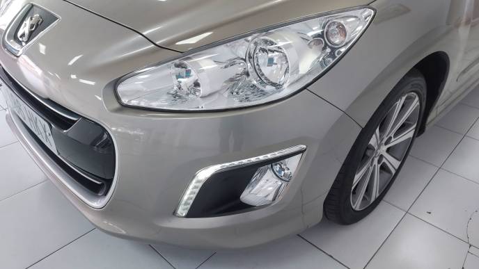 PEUGEOT 308 2.0 HDI 